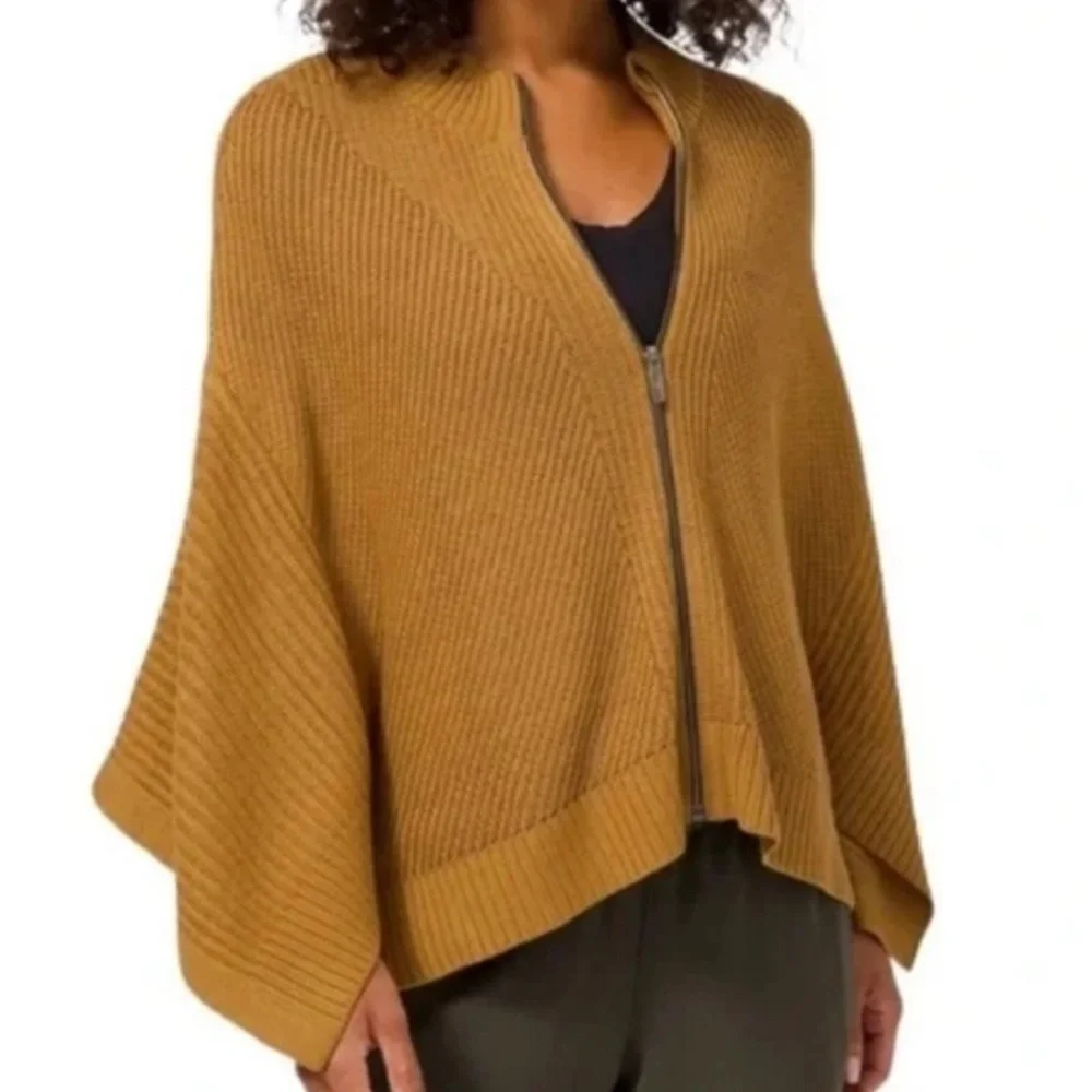 Lululemon Softer Still Wrap, Spiced Bronze | Size M/L